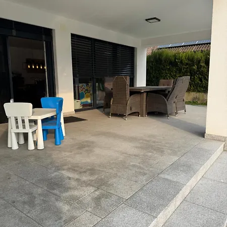 Paradies Villa Buttendorf